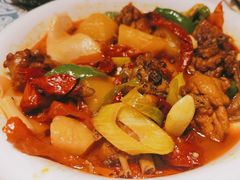 新疆大盘鸡-巴扎美食·新疆菜·西域歌舞表演餐厅(新疆大厦店)