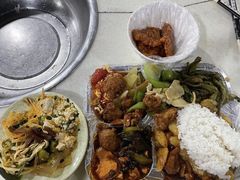 -食里香自助快餐(香槟小镇店)