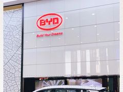 -上海华裕比亚迪4S店