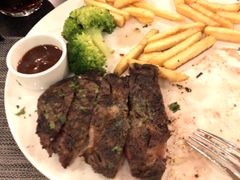 -WOLFGANG PUCK KITCHEN & BAR(迪士尼小镇店)