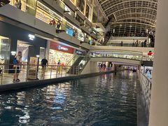 -滨海湾金沙购物商场