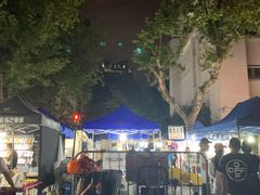 -吴山路夜市