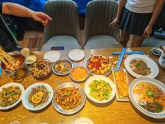 -喝丢一只鞋海鲜烧烤(市场店)