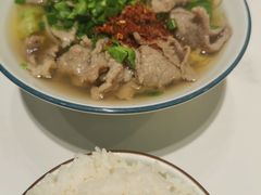 -犇逸·乐山跷脚牛肉·四川现炒(览海店)