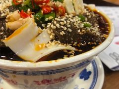 土冒血旺-炉小二铜锅牛蛙•川湘菜(三里屯店)