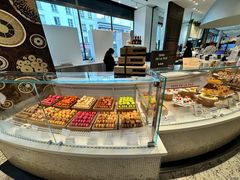 -乐蓬马歇百货公司(Rive Gauche)