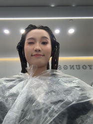 -YOUNG漾沙龙