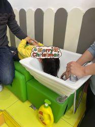 -爆米花儿童美发乐园