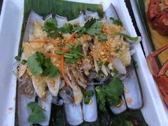 -东海岸人工湖美食村