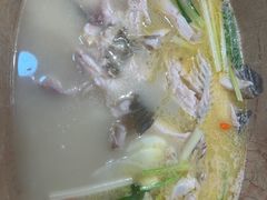 -七采菌园·野生菌石锅鱼(环城北路店)