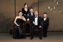-艾文全家福亲子孕妇摄影馆(银基王朝店)