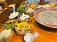 -民食香·腊排骨野生菌美食(木府店)