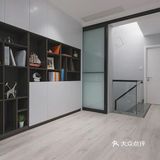 4室2厅3卫跃层里的那些通天柜