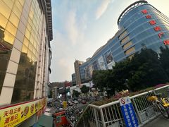 -广州白马服装市场