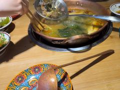 -洱火云南酸菜牛肉火锅(石景山当代商城店)