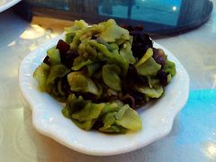 黑木耳伴野菜~好吃~-盐通酒家(金桥湾清水苑店)