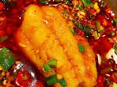 -肖肖酸萝卜鱼火锅(总店)