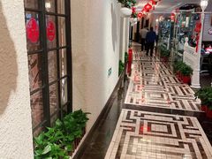 -东方明珠老上海8号餐厅