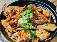 -亚忠小吃店(曾厝垵店)