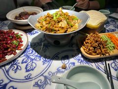 -卢大鲜鱼头捞饭(美利广场店)