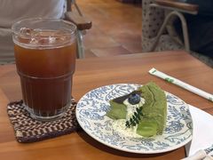 -彳亍咖啡·这里(水湾路店)
