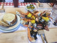 -The Crab Pot Seattle