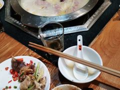 -佬土鹅肠火锅(扬中步行街店)