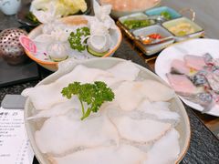 -得意咚瓜·顺德鱼生·冬瓜火锅(深圳首店)