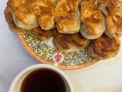 西葫芦羊肉锅贴-鸿宾楼(展览馆路店)