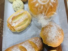 -啊噗吐呦现场烘焙(麦凯乐店)