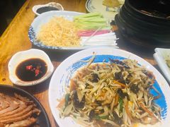 -满园烤鸭·春饼(太原街万达店)
