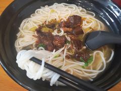 -花溪巷牛肉粉(泉城路店)