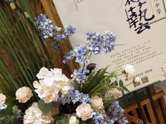 -新华里咖啡书吧(新华书店小寨店)