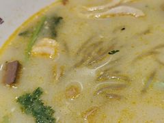 -小杨生煎(金山百联购物中心3楼店)