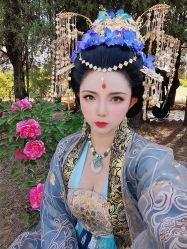 -九月鹰飞汉服摄影工作室