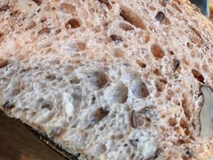 黑麦核桃面包-wagas(暖山店)