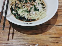 -湘人龙记老长沙米粉(鸟巢店)
