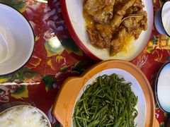 -闯关东东北农家菜(崂山石老人店)