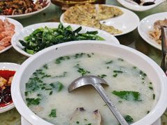 -鹏城人家海鲜酒家·23年老字号(较场尾店)