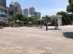 -日月光中心广场