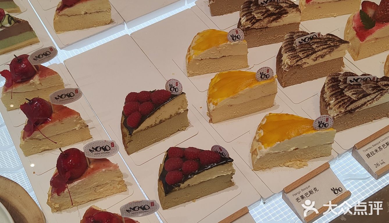 全国首店｜一口沦陷！这家面包店我能炫一辈子