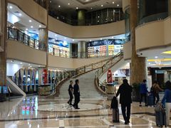 -深圳君逸国际酒店(龙岗横岗塘坑地铁站店)