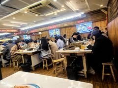 -老东镇啤酒屋海鲜加工·蒸汽海鲜·海鲜烧烤(台东店)