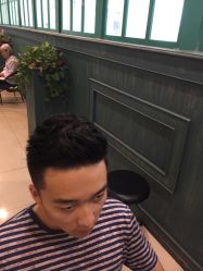 -发泽造型·烫发染发