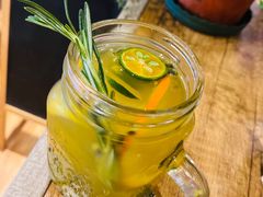 -ZING COFFEE 镜咖啡