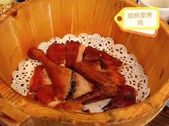 -胡桃里音乐酒馆(白云五号T5 MALL店)