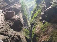 -龙水峡地缝景区