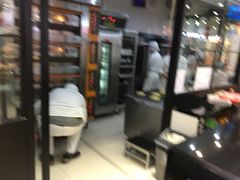 西饼师傅制作的过程-皇后西斯汀饼店(文化路店)