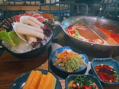 -湊湊火锅·茶憩(东城万达店)