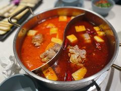 猪手鸳鸯锅-小街猪手(团结湖店)